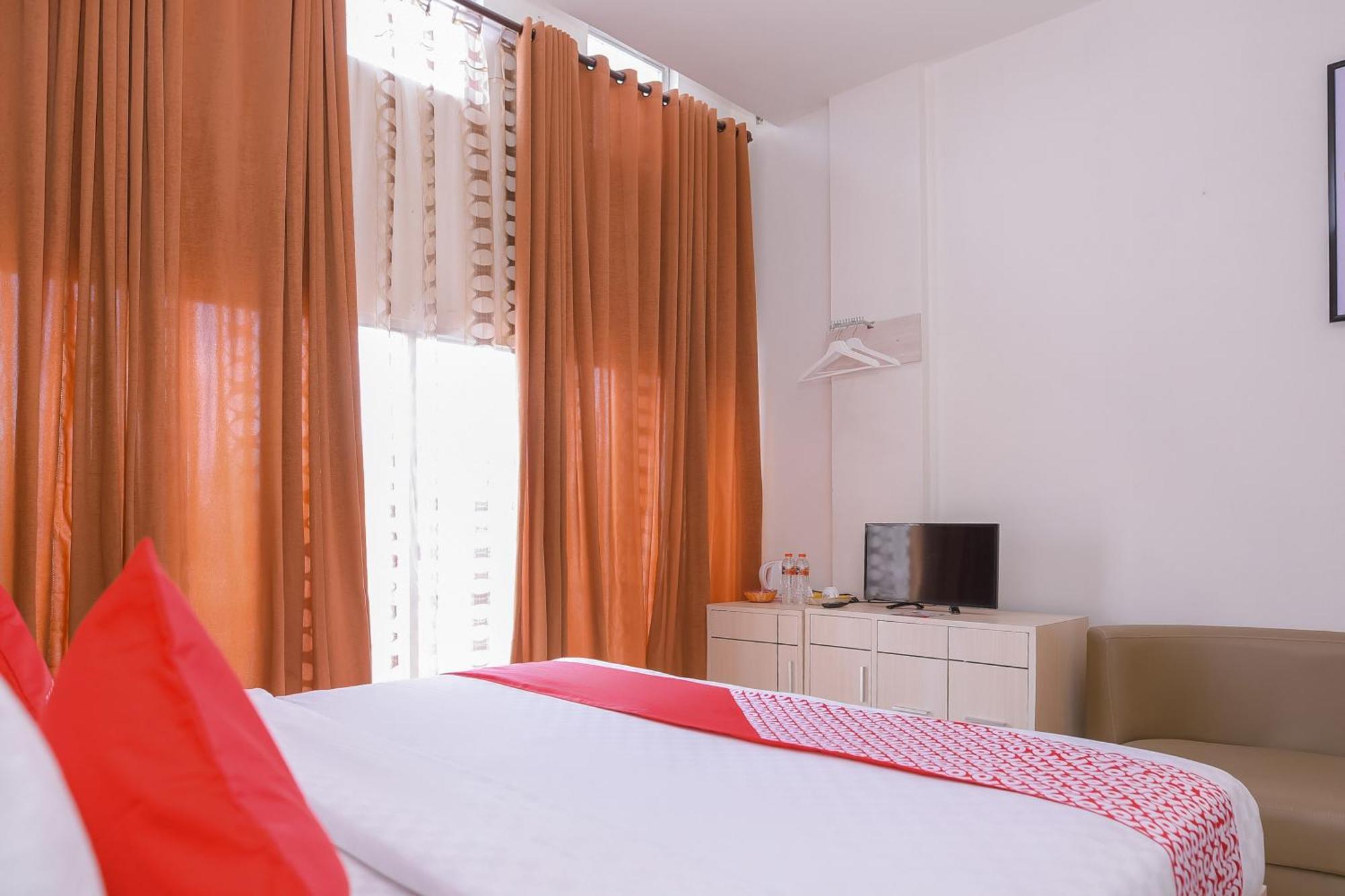 Capital O 854 Ub Caisar Hotel Banda Aceh Extérieur photo